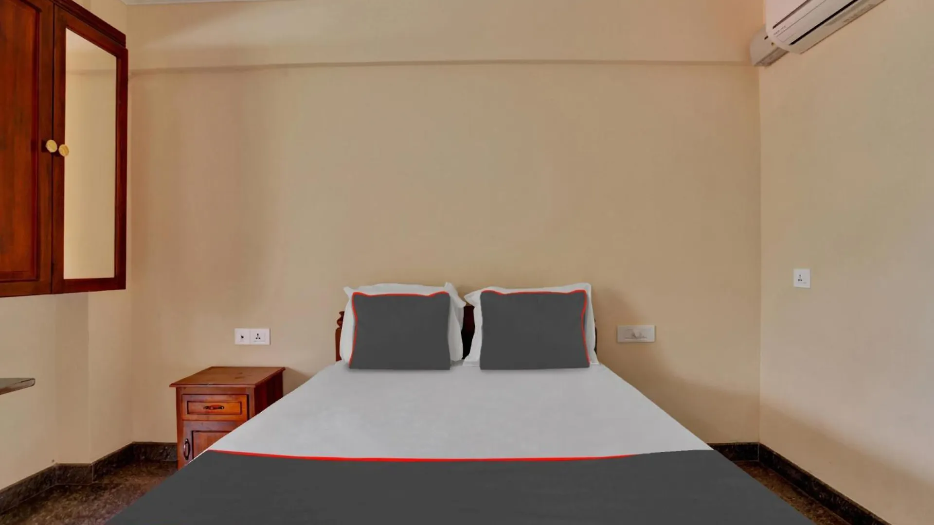 Family Castle Hotel Тривандрум