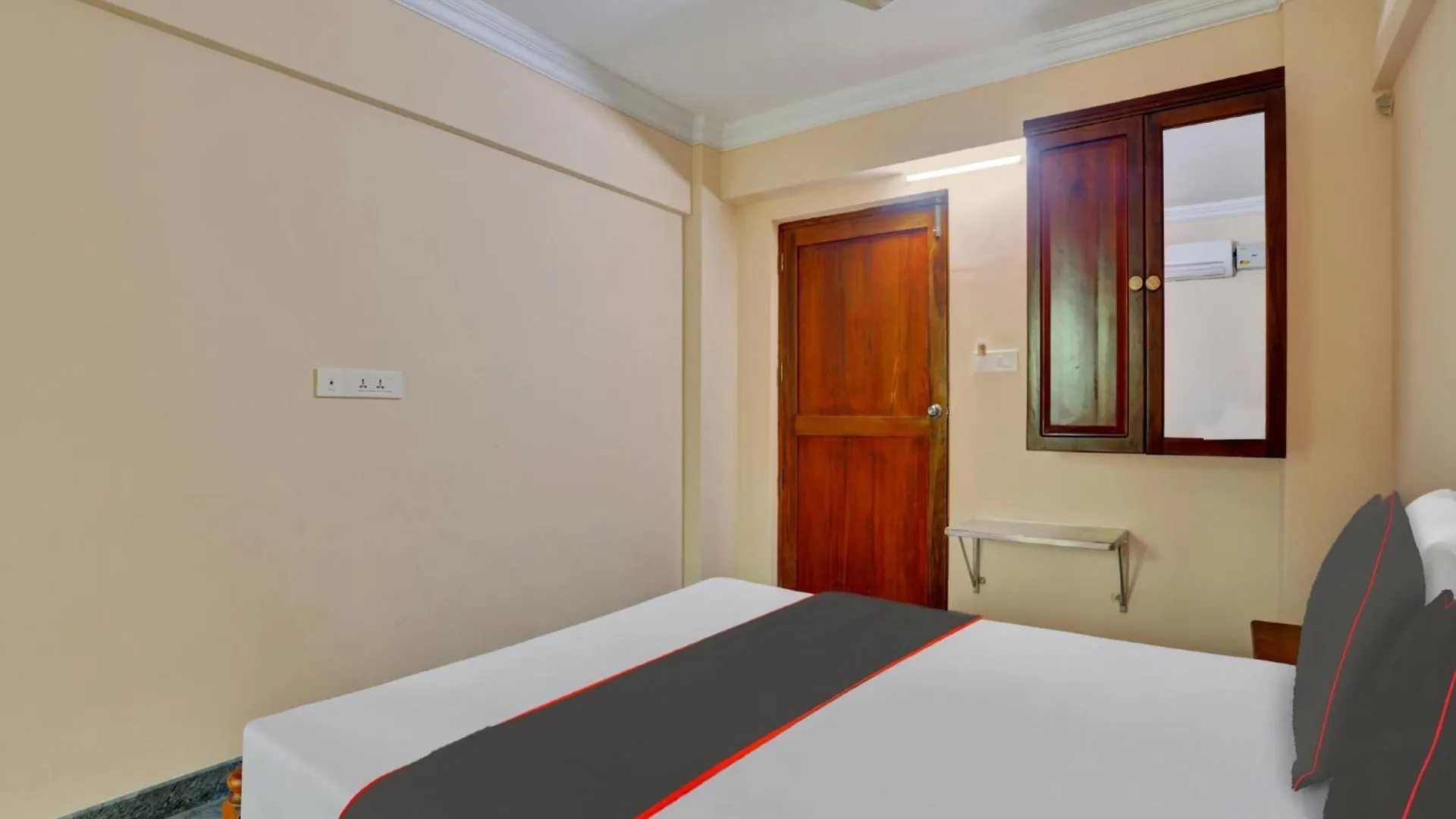 Family Castle Hotel Тривандрум
